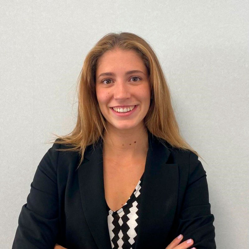 Andrea Yuste- alumni